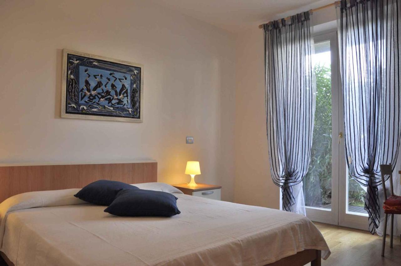 Apartments In Lazise - Gardasee 30250 Exteriör bild