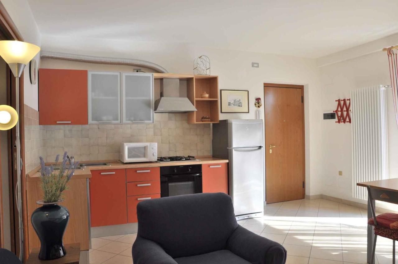Apartments In Lazise - Gardasee 30250 Exteriör bild