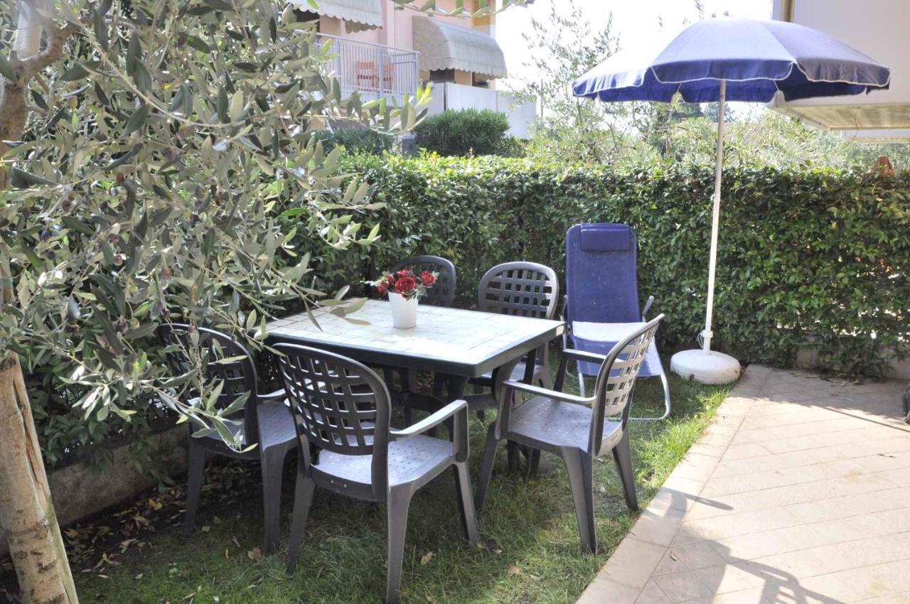 Apartments In Lazise - Gardasee 30250 Exteriör bild